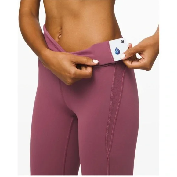 Lululemon Wunder Under Crop High-Rise Leggings Flocked Everlux in Plumful Size 6 - Picture 4 of 9